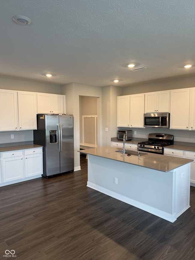 Photo - 17132 Seaboard Pl