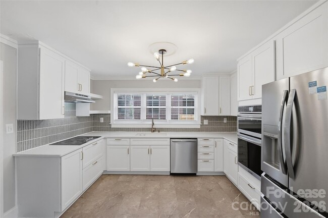 Photo - 2214 Arnold Dr