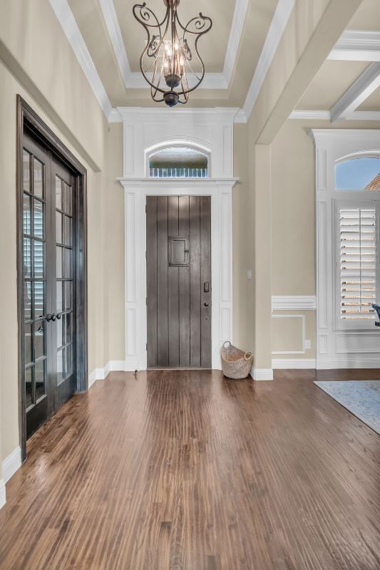 Photo - Stunning 4-3.5-3 Oasis with Pool in Prime ...