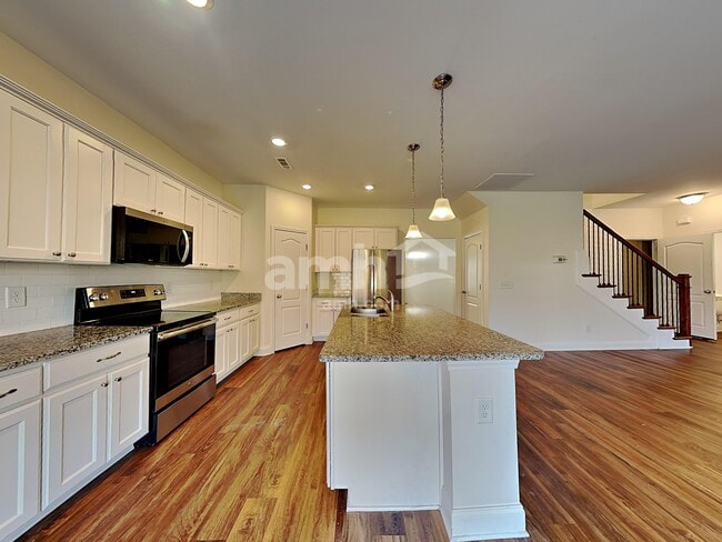 Photo - 9013 Ristau Dr