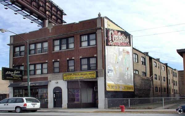 Building Photo - 7929 S State St