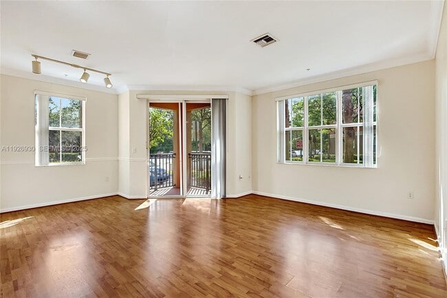 Photo - 4600 SW 160th Ave Unit 610