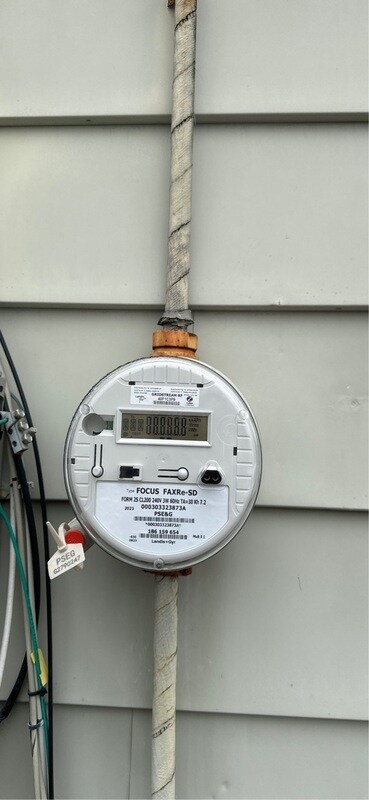 Photo - 127 E Pine St