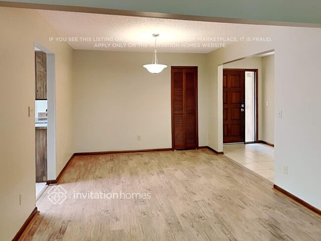 Photo - 14906 Coldwater Ln
