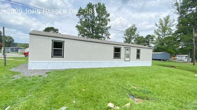 Building Photo - 3000 John Harden Dr Rental
