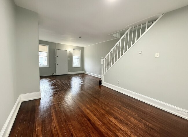 Photo - 2020 Margaret St