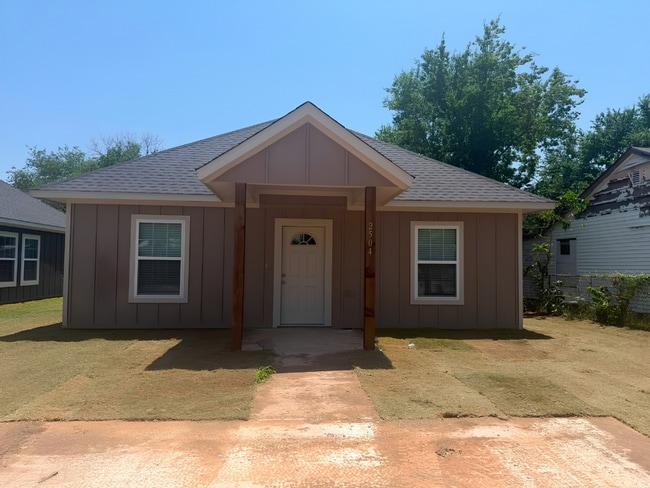Building Photo - Charming Newly Built 3-Bedroom Home in Lawton – Pet-Friendly!