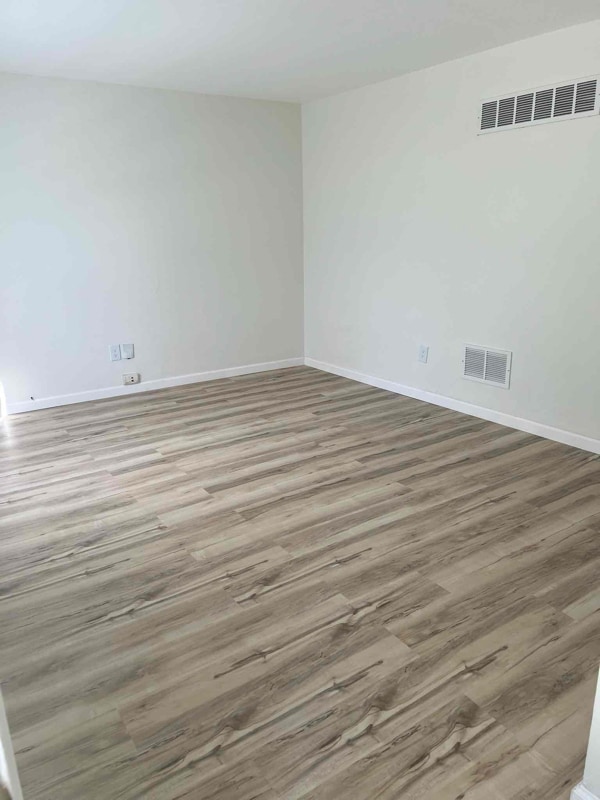 Photo - 920 N Benton Ave Unidad 920