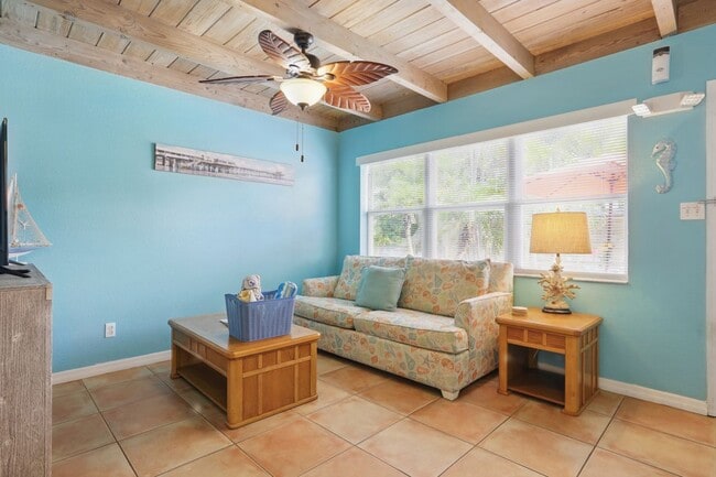 1381 S Orlando Ave Unit 3