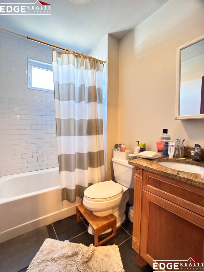 Photo - 46 Mapleton St Unit 2