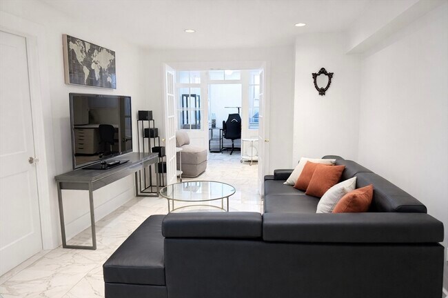 Photo - 133 Commonwealth Ave Unidad 1