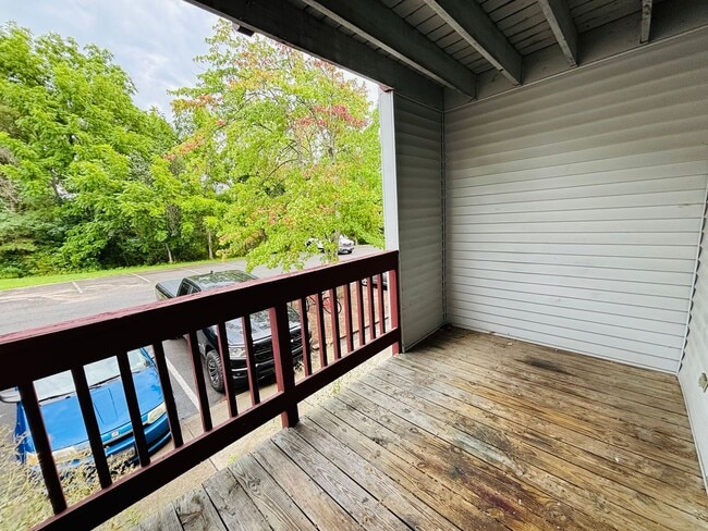 401H Berryfield Ln.