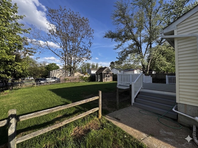 Gran patio y cobertizo - 1242 Cedarcliff Dr