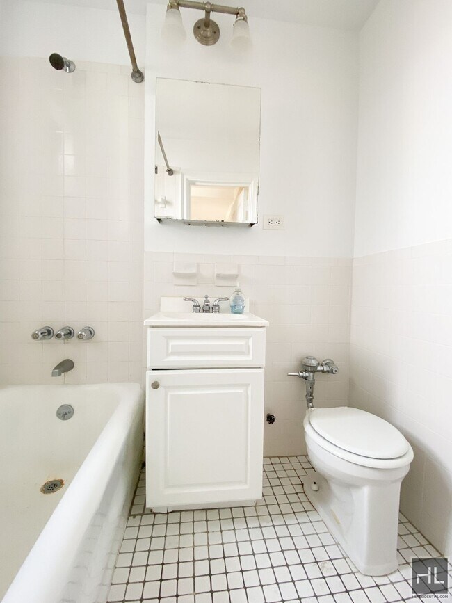 Photo - AMSTERDAM AVENUE Unidad 15E