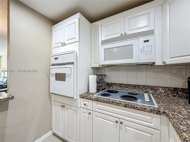 Photo - 19380 Collins Ave Unit 308