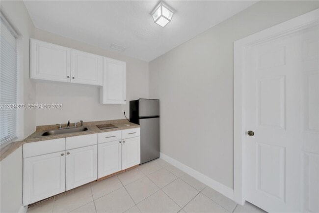 Photo - 7555 SW 28th Street Rd Unit b