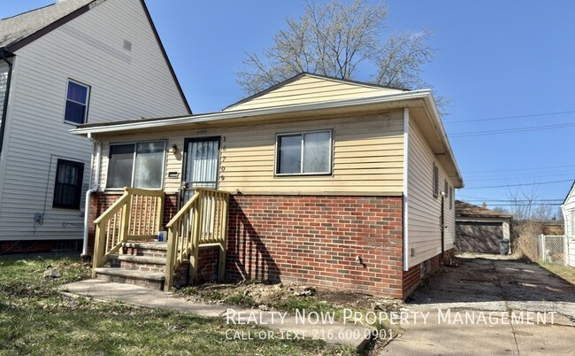 Photo - 16709 Palda Dr Apartment