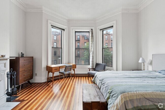 Building Photo - 389 Beacon St Unit 6 Rental