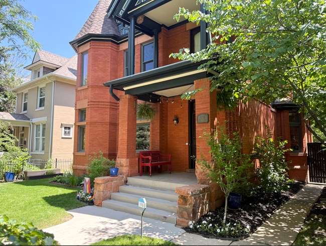 Photo - 1330 York St