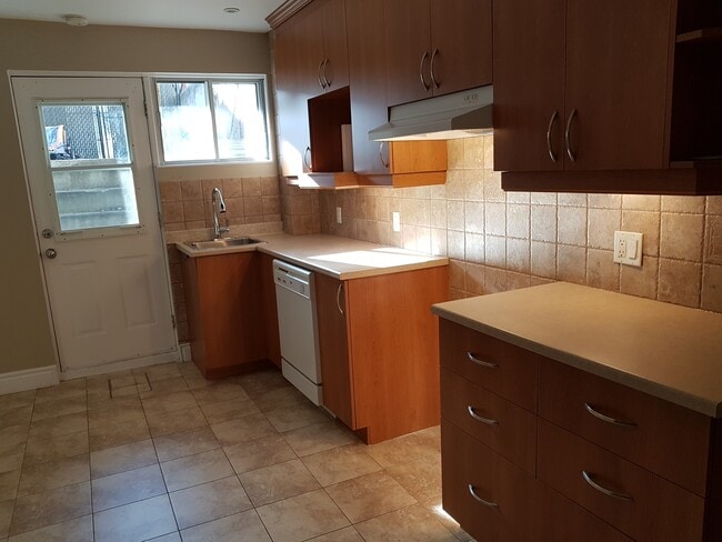 Photo - 7214 Rue Durocher Unité Apartment 1