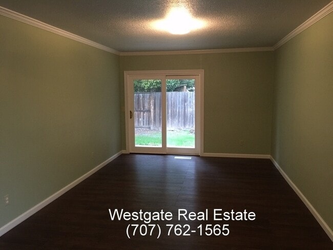 Photo - 1069 Ely Blvd S