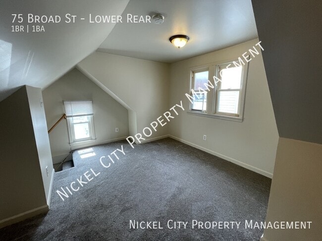 Photo - 75 Broad St Unit Lower Rear