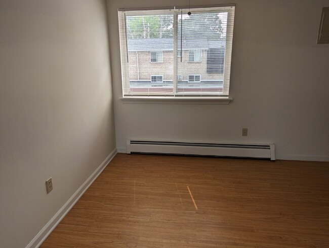 Photo - 110 Losson Rd Unit 19-04