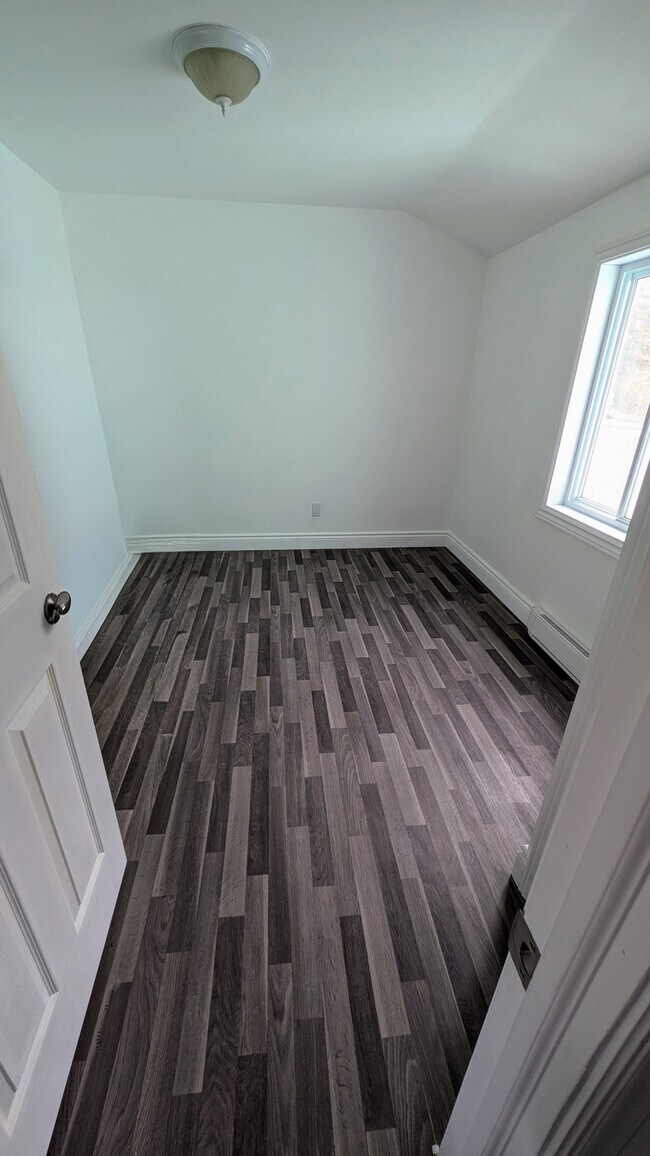 Photo - 449 Rue Cherrier Unité 451 Cherrier H9C 1G3