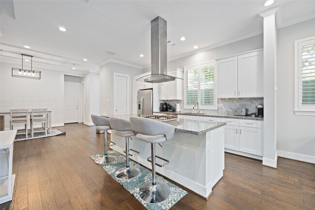 Photo - 1324 W Pierce St