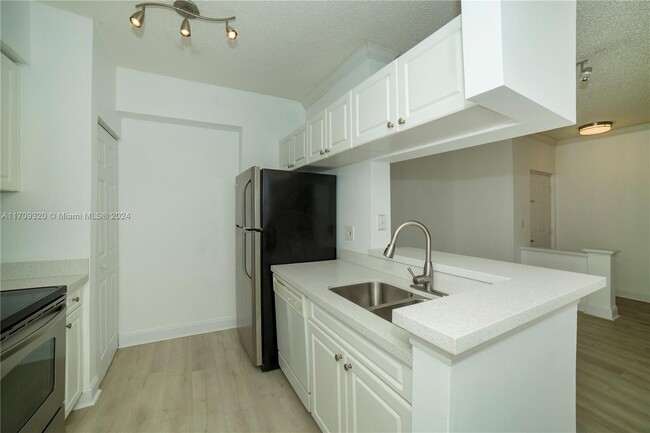 Photo - 17125 N Bay Rd Condo Unit 3101