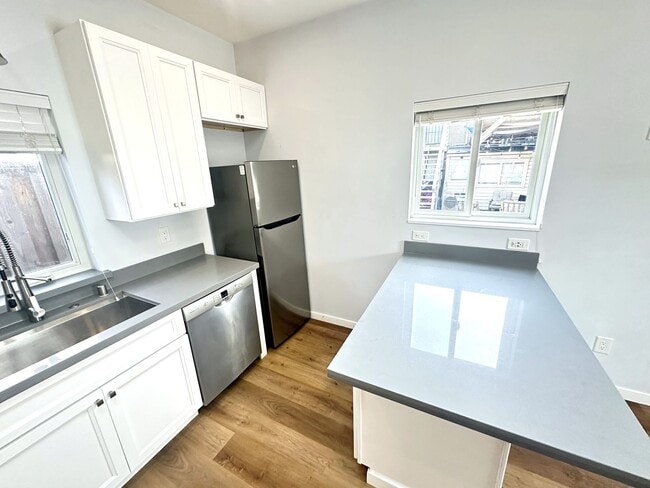 Photo - 1439 Unit 1439 Rear