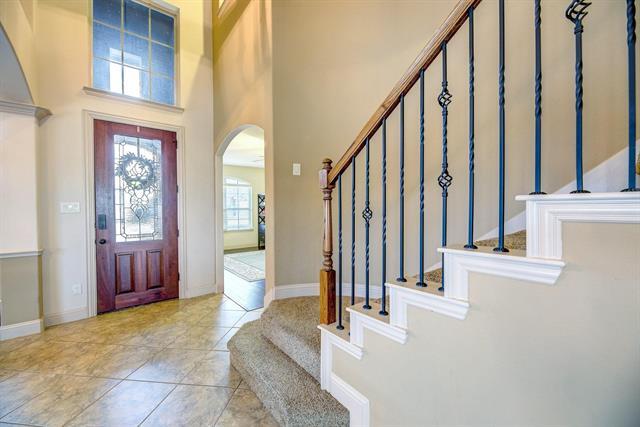 Photo - 2933 Softwood Cir