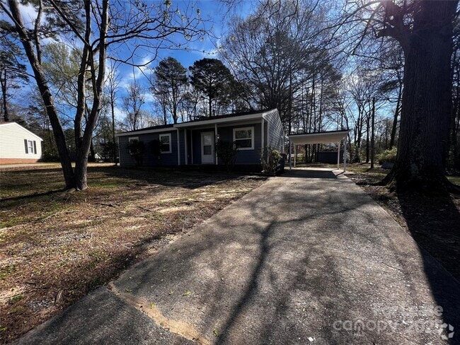 Building Photo - 407 Stirrup Ct Rental