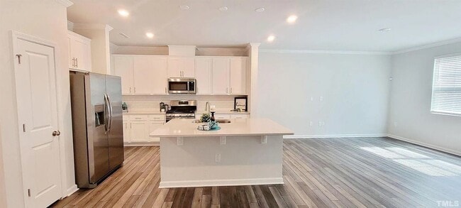 Photo - 304 Hazy Hills Ln