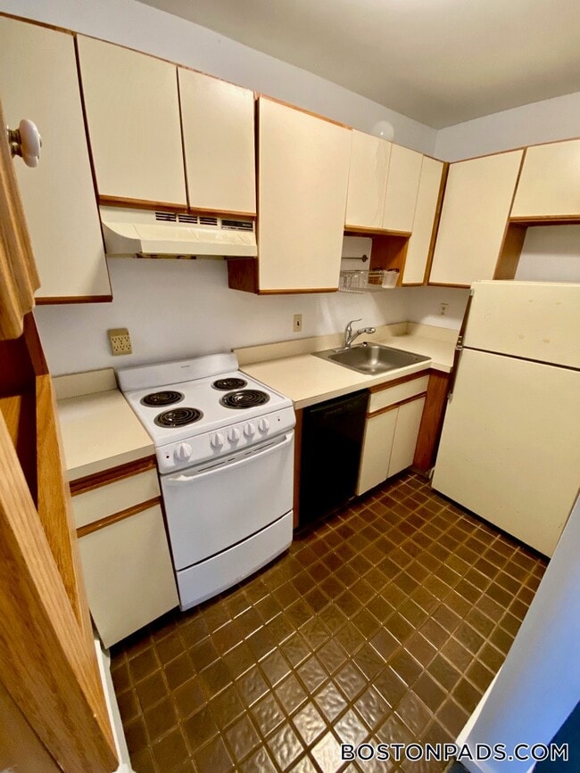 Photo - 198 Allston St Unit 11