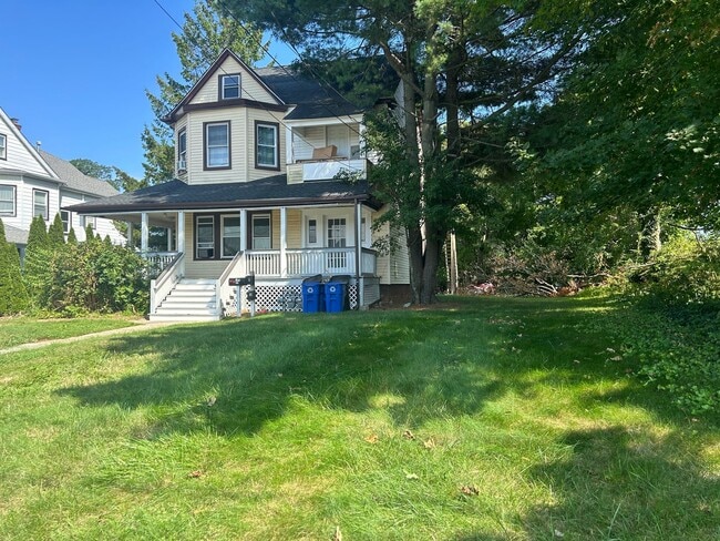 Photo - 347 Norwood Ave Apartamento Unidad 3