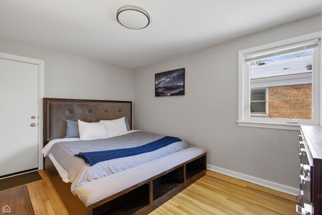 Photo - 1512 Mulford St