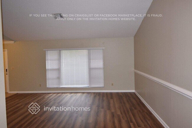 Photo - 845 Daffodil Dr