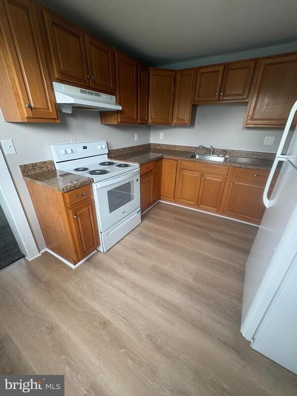 Photo - 201 Lincoln Ave Unit 2