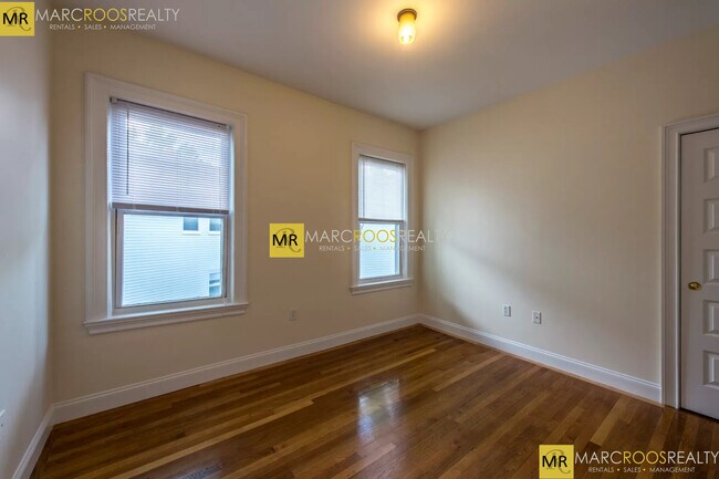 Photo - 35 Ashford St