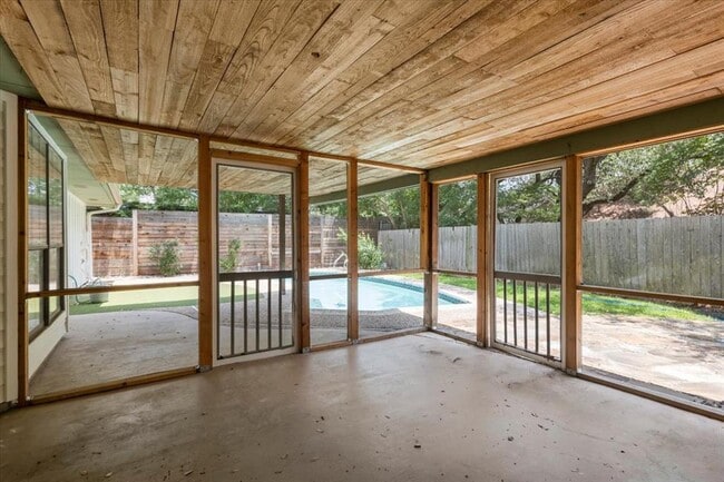 Photo - 7405 Attar Cove