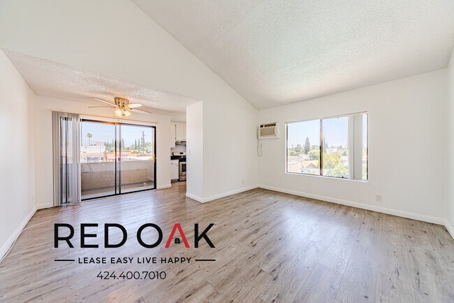Building Photo - 8614 Woodley Ave Unit 315