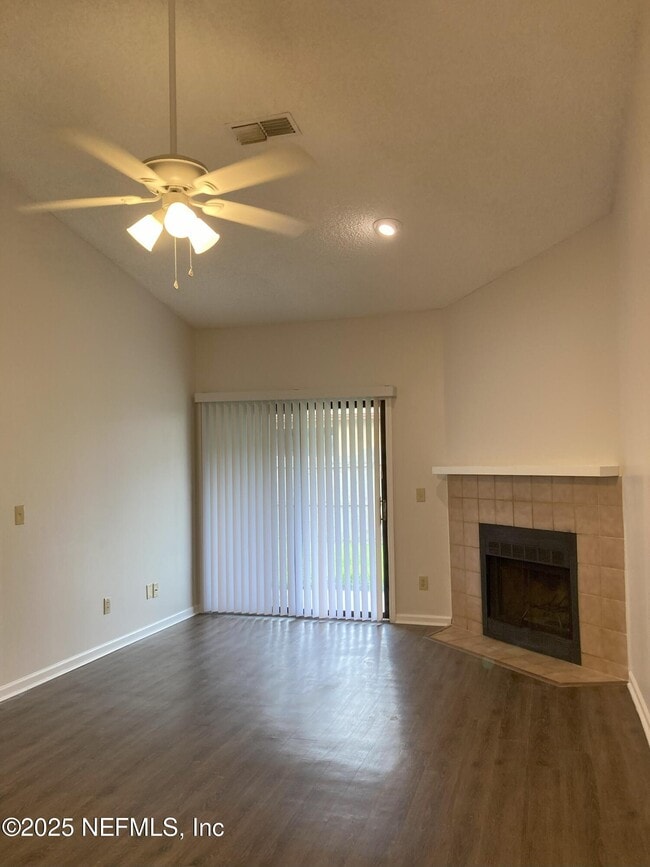 Photo - 1290 Jefferson Ave