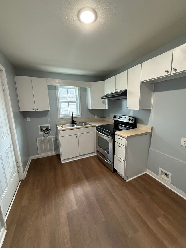 Photo - 2 Bed 1 Bath Close to Downtown