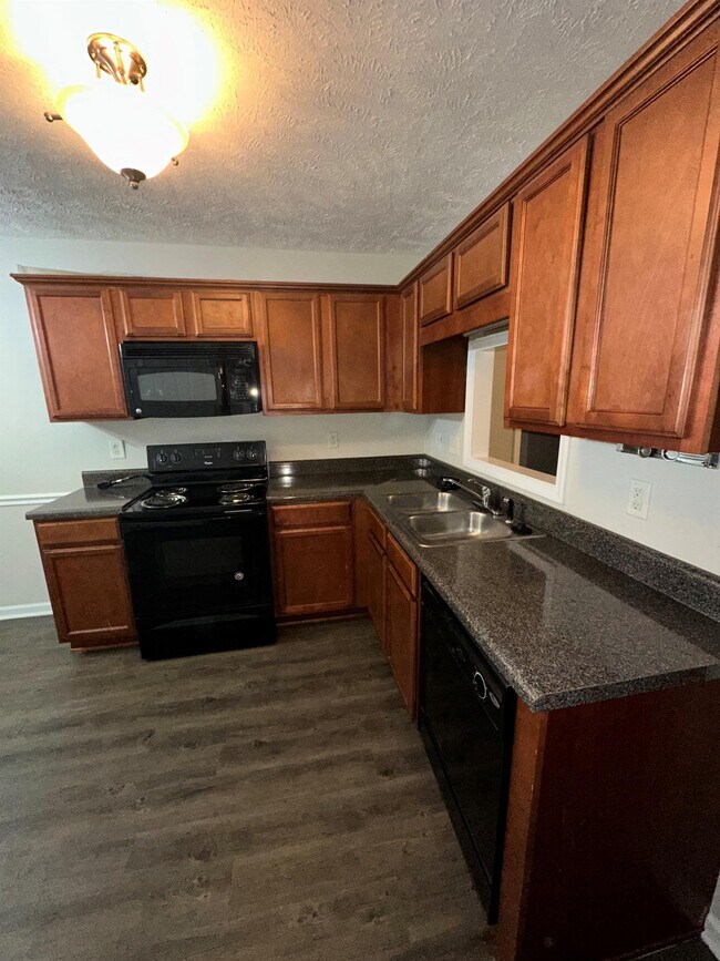 Photo - 9209 Thomason Trail