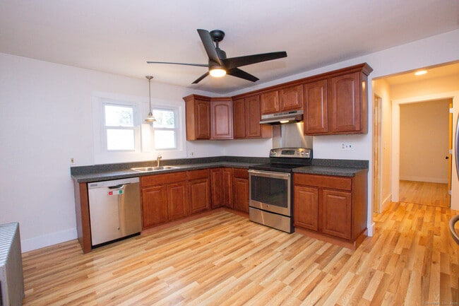 Photo - 53 Battell St
