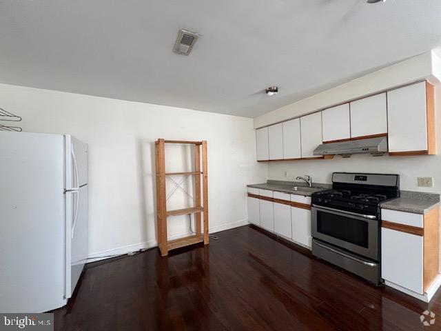 Building Photo - 222 N 9th St Rental