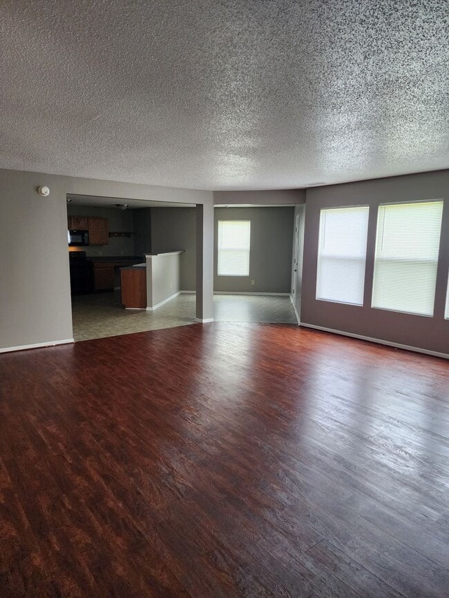 Photo - Great single family home!