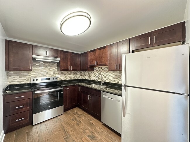 Photo - 525 N Quentin Rd Unit 403