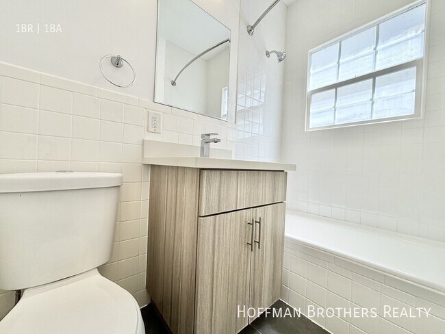 Photo - 1217 N Berendo St Unit 3